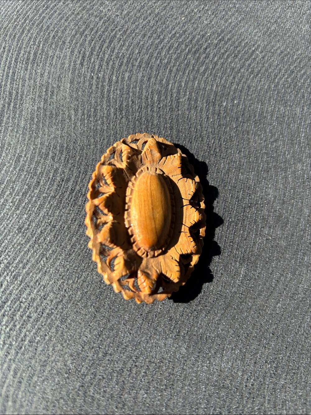 Vintage Hand-Carved Wooden Floral Brooch in Brown Wood